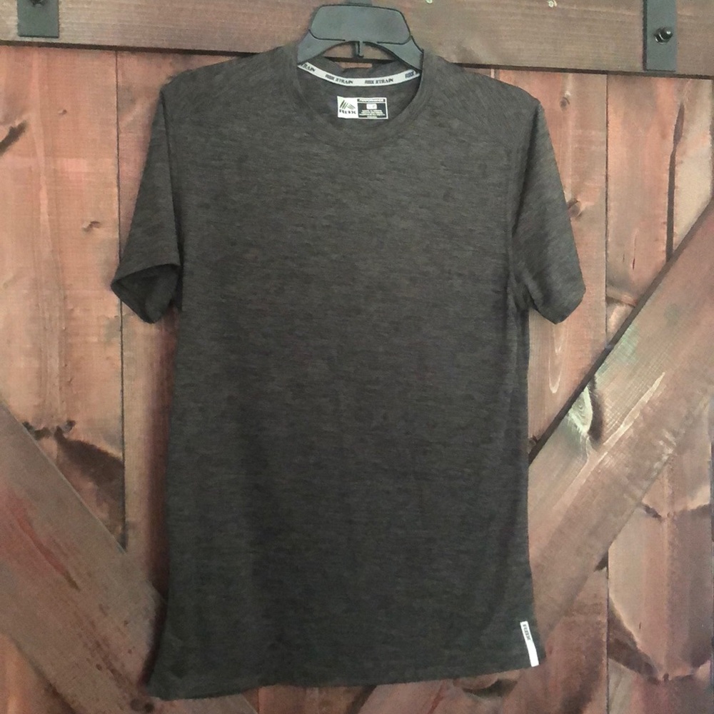 Men’s athletic shirt